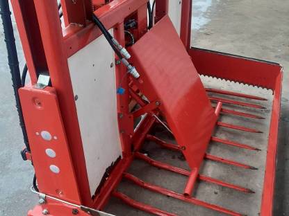 Bild 4:Siloblockschneider Trioliet TU 170