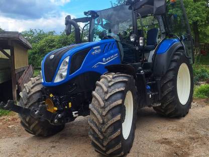 New Holland T 5110