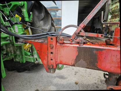 Bild 8:Brantner Tandem Dreiseitenkipper 8 t