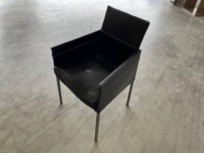 Bild 4:Gastrosessel und Bank