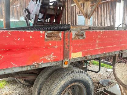 Bild 4:Kranwagen mit Berger Kran