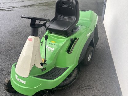 Viking Rasenmähertraktor