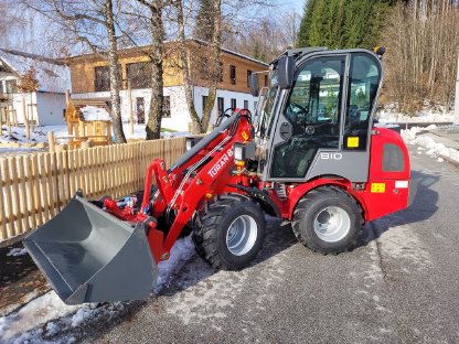 Hoflader 810 Neu Plus Garantie