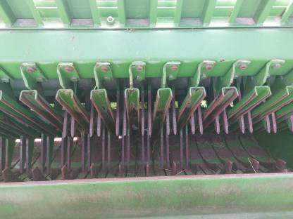 Bild 4:Ladewagen SLT 2104