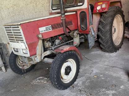 Traktor Steyr 650 inkl. Frontlader