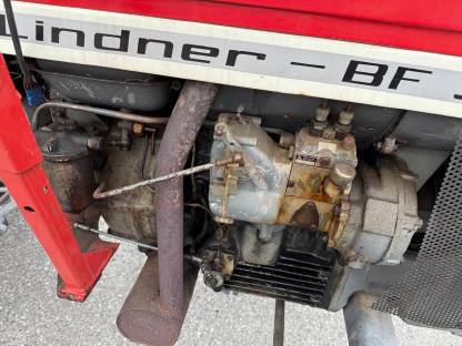 Bild 4:Traktor Lindner 320N