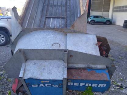 Saco Seitenmiststreuer SH 181