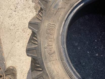 Bild 3:Verkaufe 1 Stk. 13,6R24 Taurus mit ca. 2 cm Profil