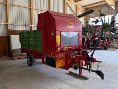 Bild 5:Strohverteilerwagen