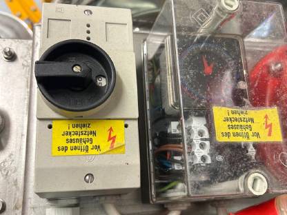 Bild 4:Fritz Honiglagerbehälter, Rührwerk und Bodenheizung 500 kg