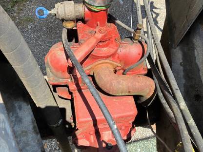 Bild 6:10.000 l Güllefass, Vakuumpumpe, Untergestell, Hackenhänger