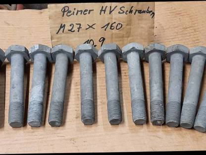 Bild 2:11 M 27x160 HV Schrauben
