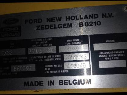 Bild 7:New Holland TX 32 Mähdrescher