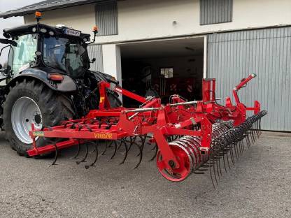 Bild 5:Verleihe 5 m Kreiselegge und 4 m Vibrostar