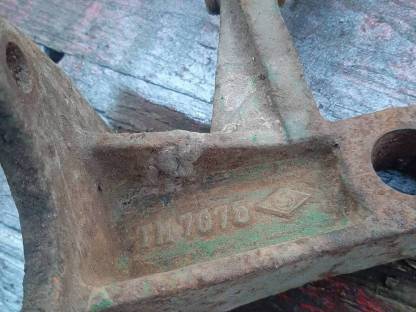 Bild 2:Haltebock Stockey und Schmitz