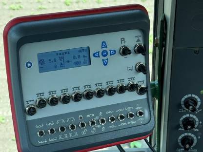 Bild 3:Kverneland ixter B10