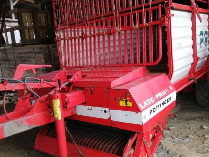 Silierladewagen Pöttinger Ladeprofi 2