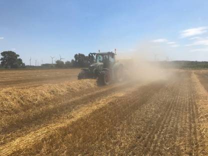 Bild 2:Lohnpressen Krone 1270XC Vorbauhäcksler