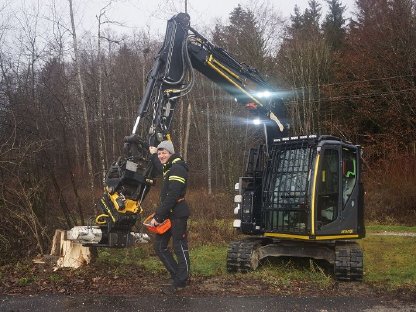 Bild 8:Baggerungen, Stemmarbeiten, Nassflächen, Restholzräumung,...