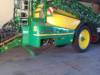 Bild 5:Feldspritze John Deere 962i