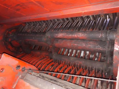 Bild 3:Pöttinger Boss II Ladewagen