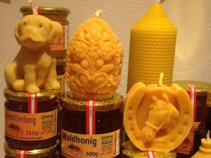 Bild 3:Honig-, Propolis- und Bienenwachsprodukte