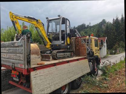 Bild 6:Transporte / Kranarbeiten / Erdarbeiten