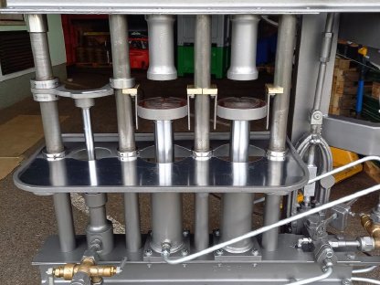 Bild 6:Alte restaurierte Ölpresse