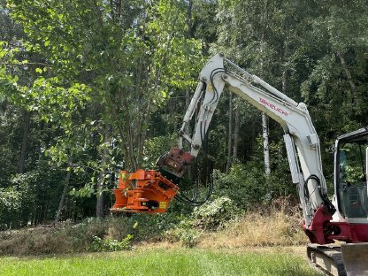 Bild 2:Lohnarbeit mit Woodcracker