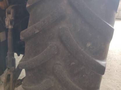 Bild 3:Traktorreifen