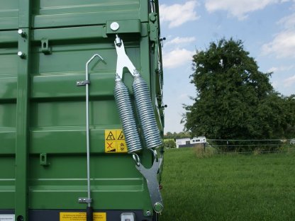 Bild 5:Neuer Metalfach T730/3 Tandemkipper 16 t