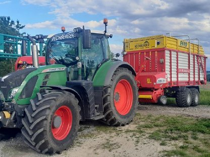 Bild 6:Grünlandernte