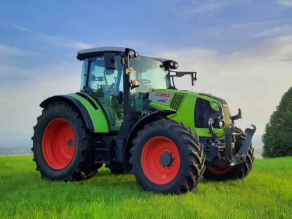 Claas Arion 440 Panoramic