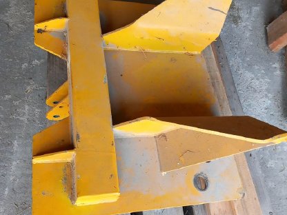 Bild 2:Anbauplatte Gr. 3 auf Kat 2