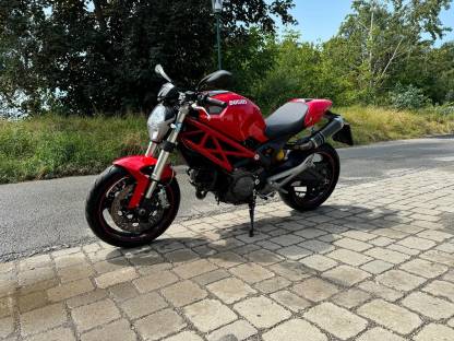 Ducati Monster 696 (A2)