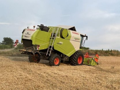Bild 2:Claas Tucano 320 4x4