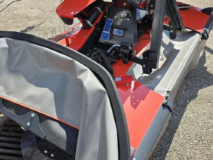 Bild 3:Kuhn Pendel-Trommelmäher PZ 3021F