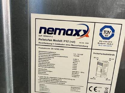 Bild 2:Pellet-Ofen Nemaxx P12