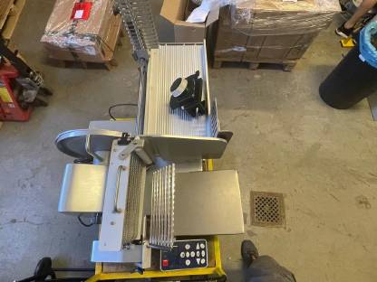 Bild 2:Ablege Aufschnittmaschine Vollautomat Gräf 804VA