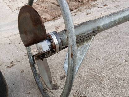 Bild 4:Güllemixer 4 m Vakutec