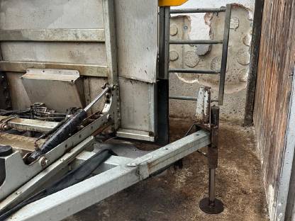 Bild 2:Klauenpflegestand Pesenhofer und Weiß