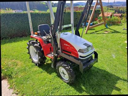 Bild 2:Yanmar KE3 Kleintraktor - lackiert wie Steyr 4120 Profi