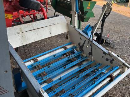 Bild 4:Rundballenabwickler