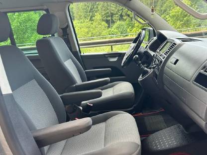 Bild 5:VW Caravelle T5 Comfortline LR Kleinbus