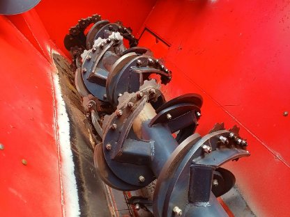 Bild 3:Fimaks 4 m Futtermischer