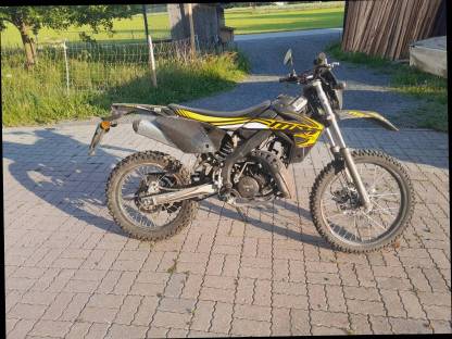Bild 4:Moped Rieju MRT 50