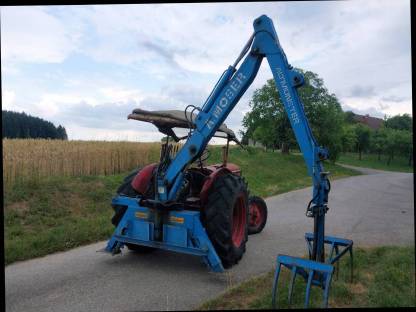 Bild 6:Heckbagger Moser mit Hanomag Brillant