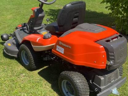 Bild 2:Husqvarna Rider 216T AWD