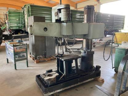 Bild 5:Auslegersäulenbohrmaschine Bohrwerk