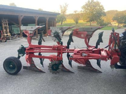 Bild 2:Pflug Vogel und Noot M1020 Vario